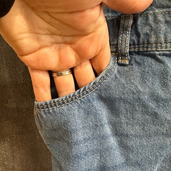 Levi's Denim Shortalls, VGUC, Sz XS (5/6) (5A) - Picture 3 of 8